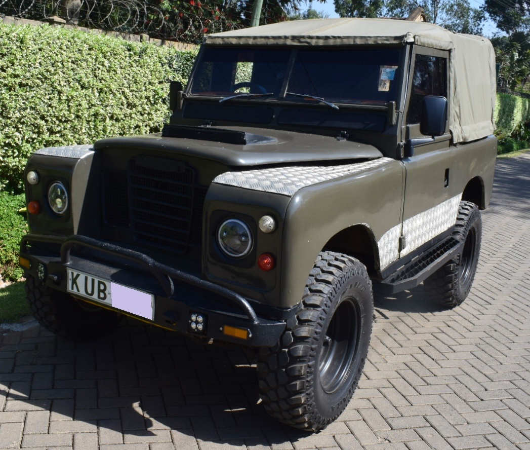 Land Rover Series III 88 | Karen