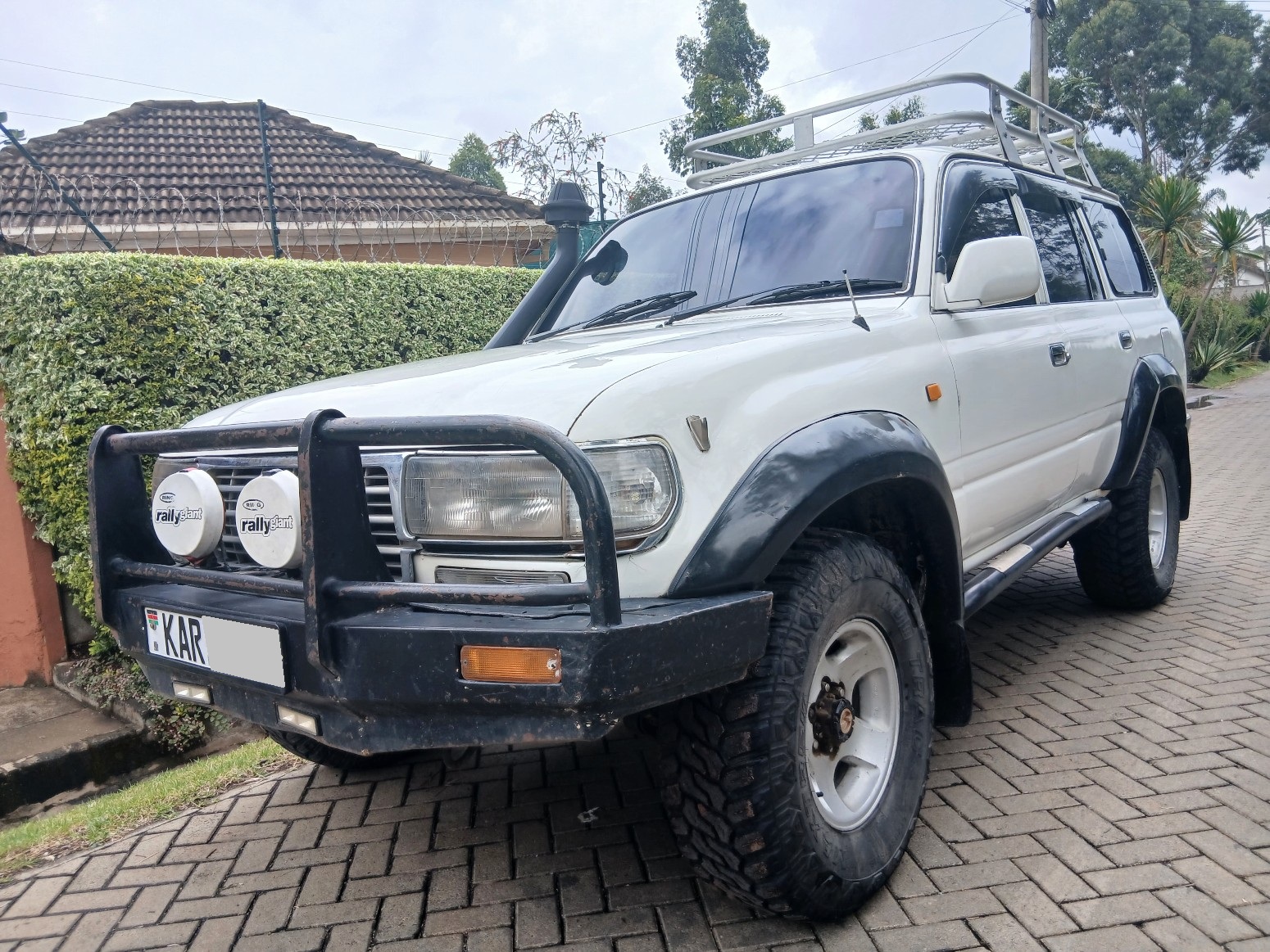 J80 Spec Toyota Land Cruiser J80 – KAR | Karen